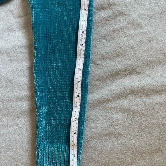 Revolve sweater: Lovers and friends. Size XS. Like New! - Picture 2 of 7